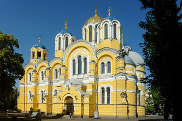 Fototapeta na wymiar Front view of St Volodymyr's Cathedral in Kyiv Ukraine