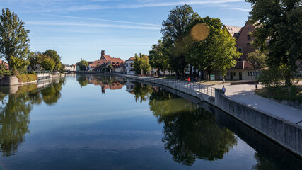 Fototapeta premium Flussufer in Landshut