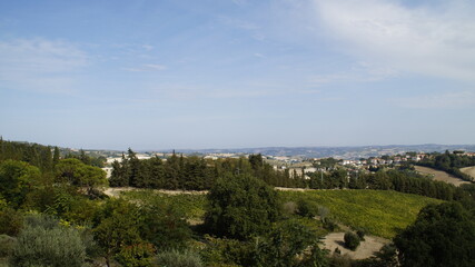 Obraz premium Panorama dal borgo marchigiano Monte Montanaro