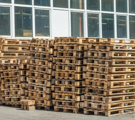 Pile of old wooden pallet.
