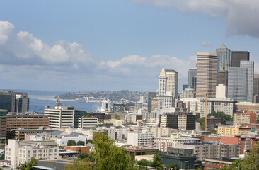 Fototapeta na wymiar Seattle downtown skyline and view of Elliot Bay.