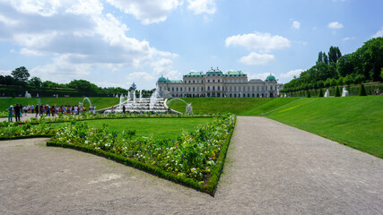 Fototapeta premium Belv palace and garden 