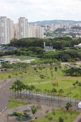 Obraz premium Brazilian Square on an ordinary day