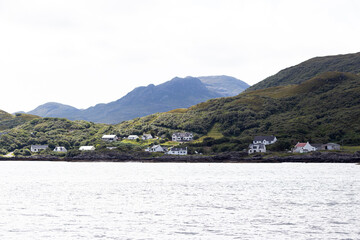 Fototapeta premium sea village with houses on isle scotland