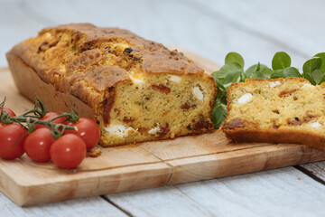 cake tomates séchées