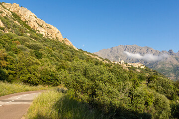 montemaggiore,village,corse,haute corse,balagne,montegrosso,calvi,paysage,vue,montagne,isol&eacute;,