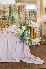 Flower decoration of wedding tables.
