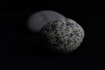 kamienie jak kosmiczne skały lub nowa ziemia i księżyc