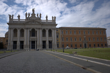 Fototapeta na wymiar Basilica di San Giovanni in Laterano a Roma