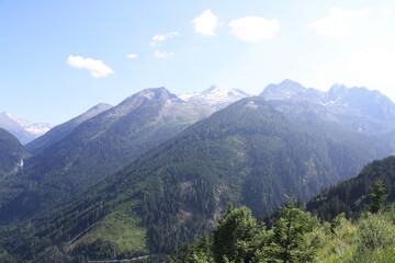 Vistas del valle y de las cataratas de Krimml. Austria.
