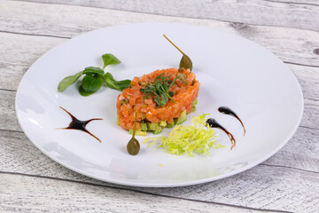 Tartar with salmon and avocado