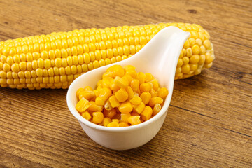 Sweet yellow corn in the bowl