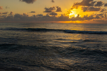 Obraz premium Golden sunrise in the morning