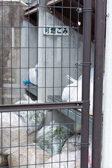集合住宅のゴミ捨て場