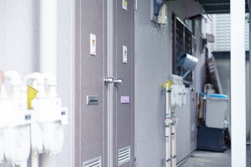 アパートの廊下、通路