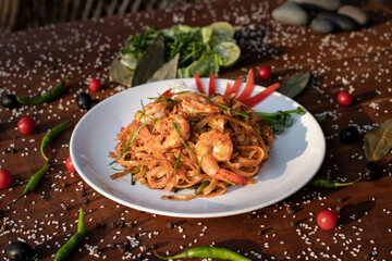 tagliatelle pasta with prawns