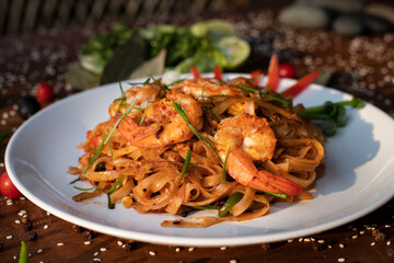 tagliatelle pasta with prawns