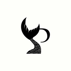 Obraz premium logo letter P with icon fish tail vector design