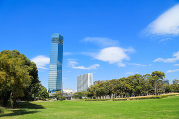 【千葉県千葉市】青空と街並み風景
