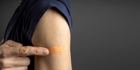 the man introduced the coronavirus vaccine