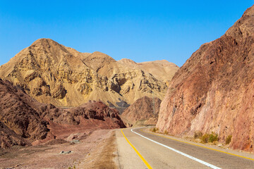 The highway connects the Eilat to the center