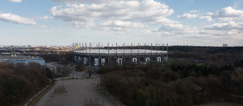 Volksparkstadion Vom Deutschen Fußball Verein Hamburger SV Mit Dem Vereinslogo HSV