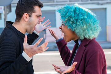 couple arguing screaming on the street