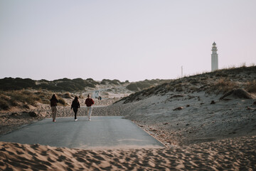 Paisaje del faro de trafalgar en cadiz en los caños de meca