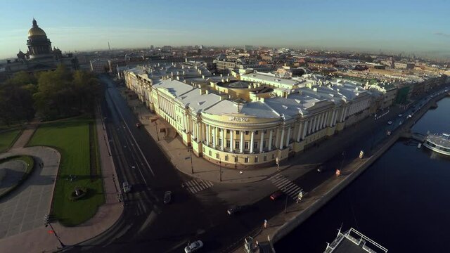 Aerial view. Senate and Synod. The Constitutional Court in St. Petersburg. 4K.