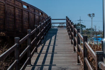 Obraz premium Entrance way to replica 14th century Korean sailing vessel.