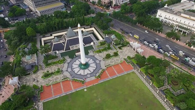 Aerial view of tugu pahlawan surabaya