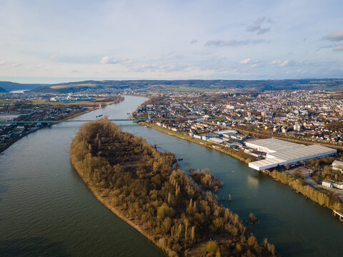 Neuwied Raiffeisenbr&uuml;cke Rhein Wei&szlig;enthurmer Werth