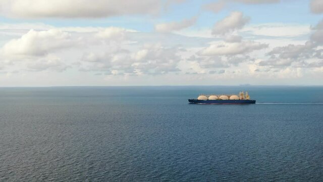 Liquefied natural gas tank in the open ocean, Transportation of liquefied gas and oil products. LNG