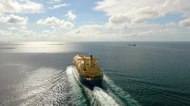 Liquefied natural gas tank in the open ocean, Transportation of liquefied gas and oil products. LNG