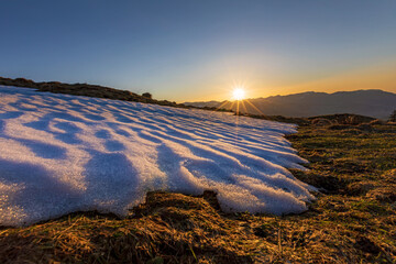 Schneeschmelze - Allgäu - Snowmelt - Sonnenuntergang - Alpen - Frühling
