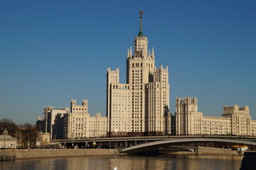 Fototapeta na wymiar Moscow: Stalinist high-rise on Kotelnicheskaya embankment