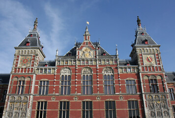 Fototapeta na wymiar Amsterdam Centraal Train Station Building in Amsterdam, Netherlands