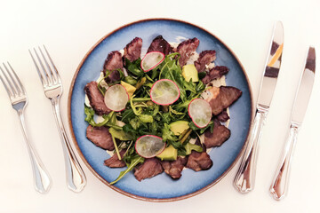 Veal cheeks salad