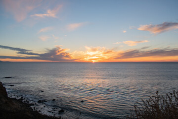 Fototapeta na wymiar Sunset over pacific ocean in Rancho Palos Verdes