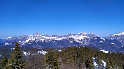 Naklejka premium Montagne