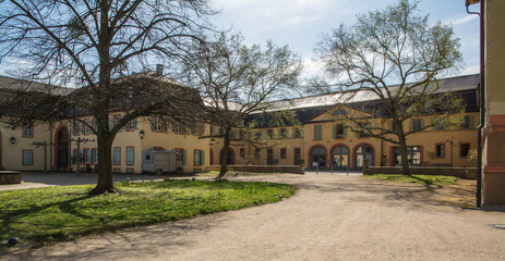 schloss worms-herrnsheim, wirtschaftsgebäude © lotharnahler