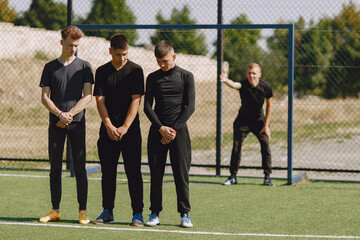 Obraz premium Spormen is playing football and practising with the ball