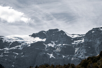 Obraz premium snow covered mountains