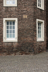 stiftsplatz in der altstadt von düsseldorf