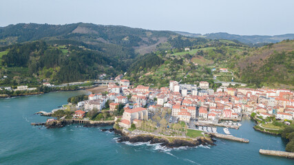 Naklejka na ściany i meble aerial view of mundaka town, Basque country