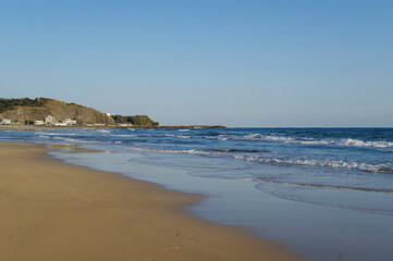 長い砂浜が続く御宿海岸