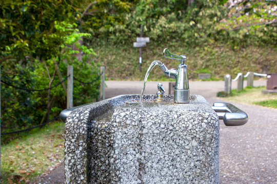 water drinking fountain in the public square