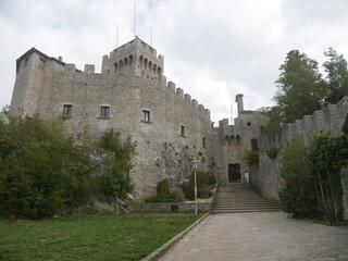 Obraz premium San Marino, Second Tower. Front of the castle known as Cesta surrounded by mighty stone walls on the top of Titano Mount