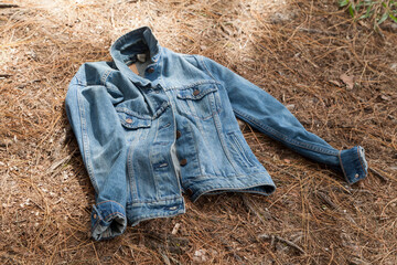 Fashionable clothing for women - An indigo jacket.