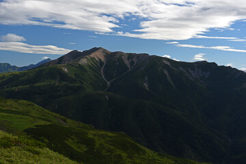 北ノ俣岳から見た薬師岳